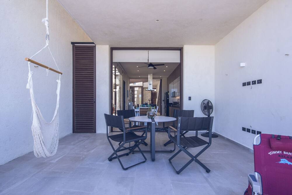 Photo of Outdoor in Miramar