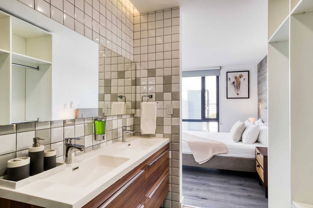 Photo of Bathroom in Avenida Revolucion