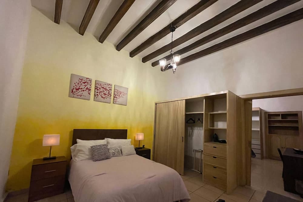 Photo of Bedroom in Historic Centre