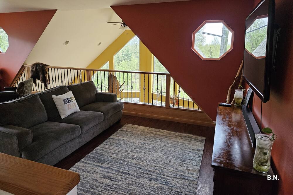 Photo of Livingroom in Palmer