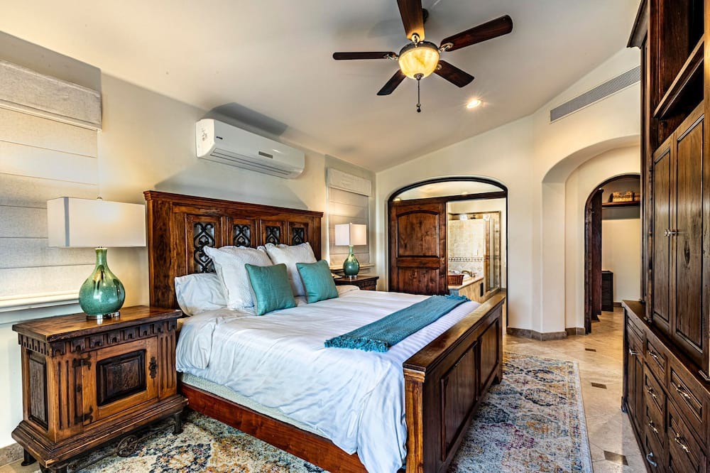 Photo of Bedroom in Santa Rosa
