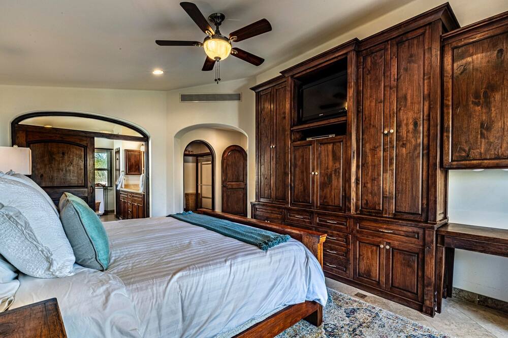 Photo of Bedroom in Santa Rosa