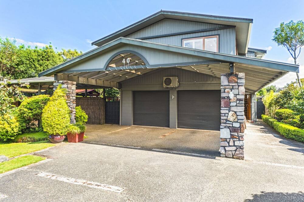 Photo of Outdoor in Waipahihi