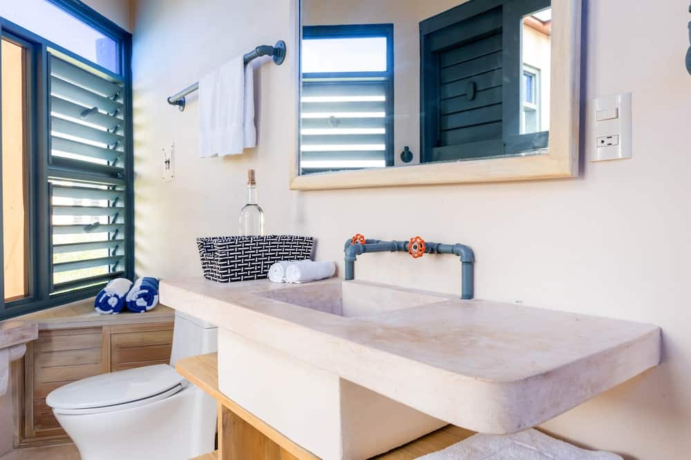 Photo of Bathroom in Rio Lagartos