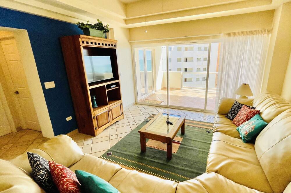 Photo of Livingroom in Sandy Beach