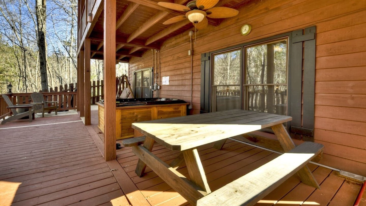 Photo of Patio Balcony in Eagle Mountain