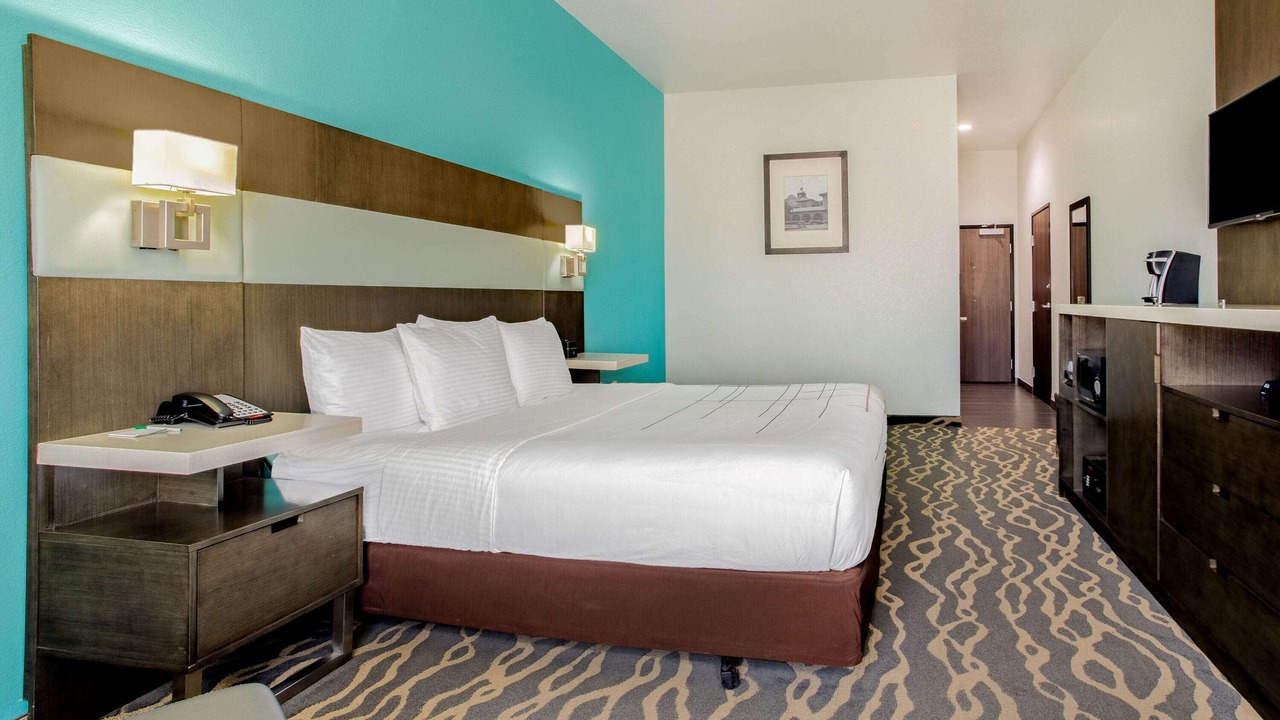 Photo of Bedroom in Roanoke