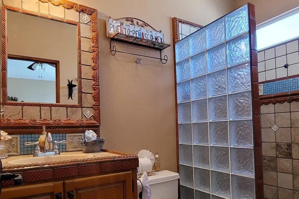 Photo of Bathroom in Benito Juarez