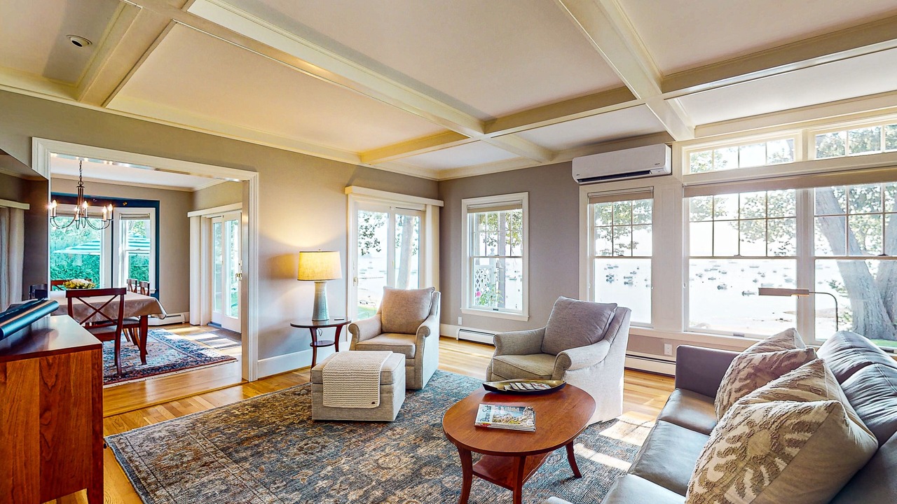 Photo of Livingroom in Town Landing