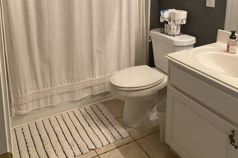 Photo of Bathroom in Atascocita