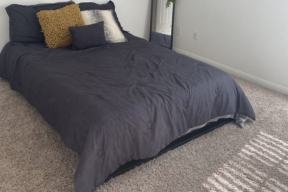 Photo of Bedroom in Atascocita