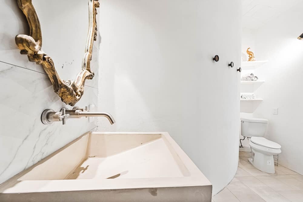 Photo of Bathroom in North End