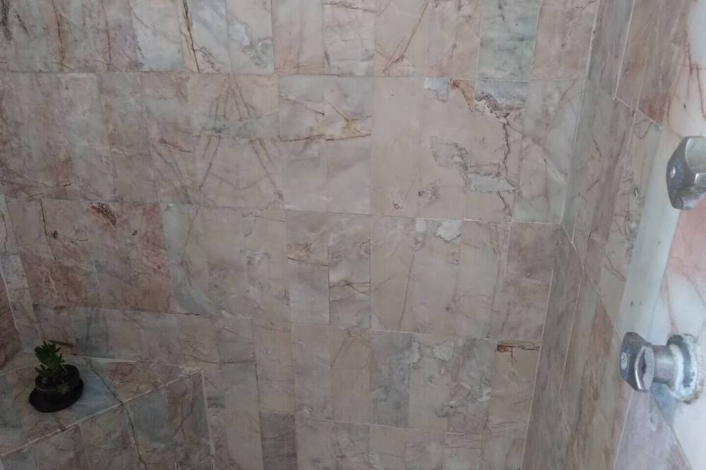 Photo of Bathroom in Club Deportivo