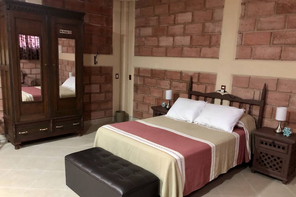 Photo of Bedroom in Zitacuaro