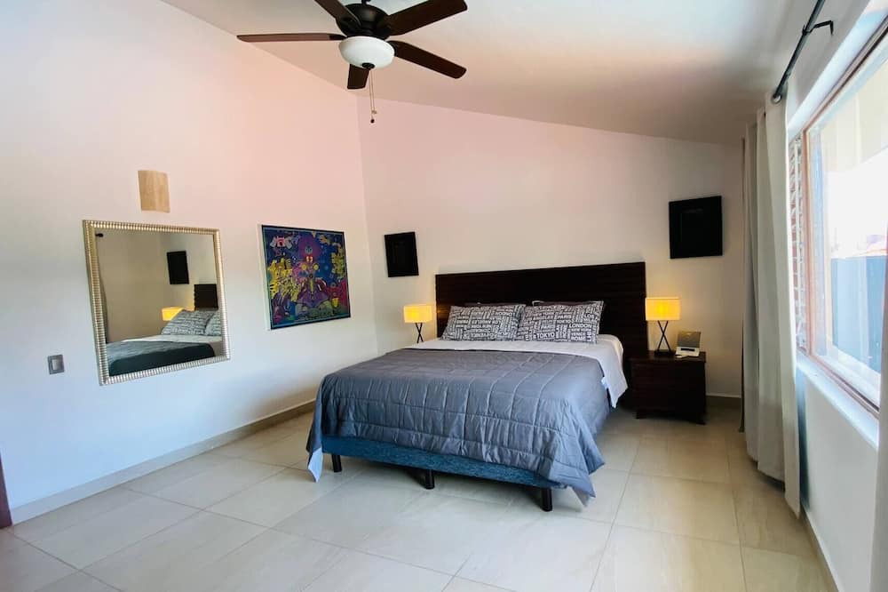 Photo of Bedroom in San Antonio Tlayacapan