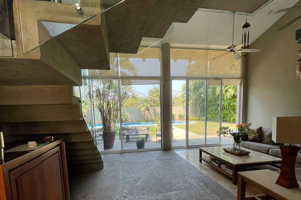 Photo of Livingroom in Flamingos
