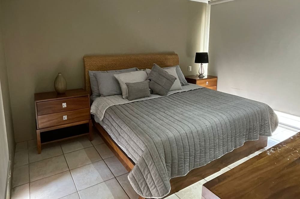 Photo of Bedroom in Flamingos