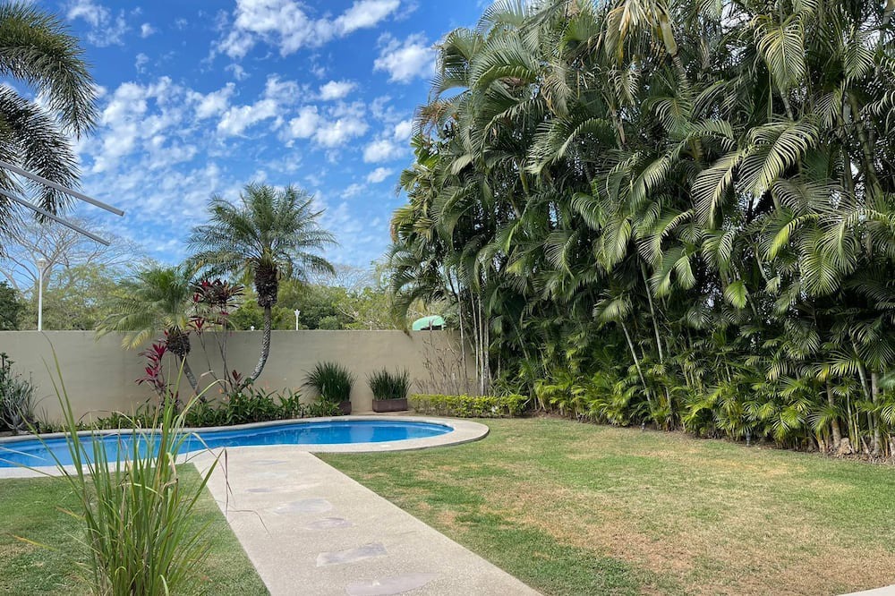 Photo of Outdoor in Flamingos