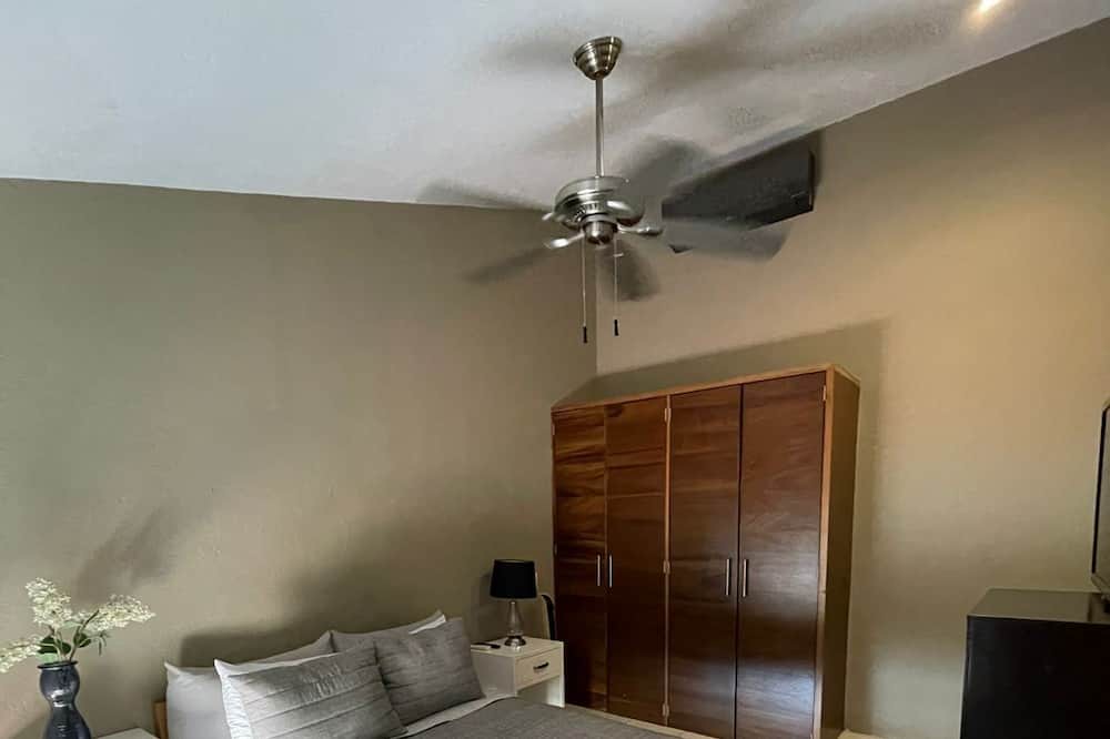 Photo of Bedroom in Flamingos