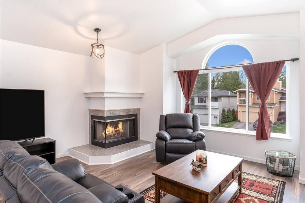 Photo of Livingroom in Abbott Loop