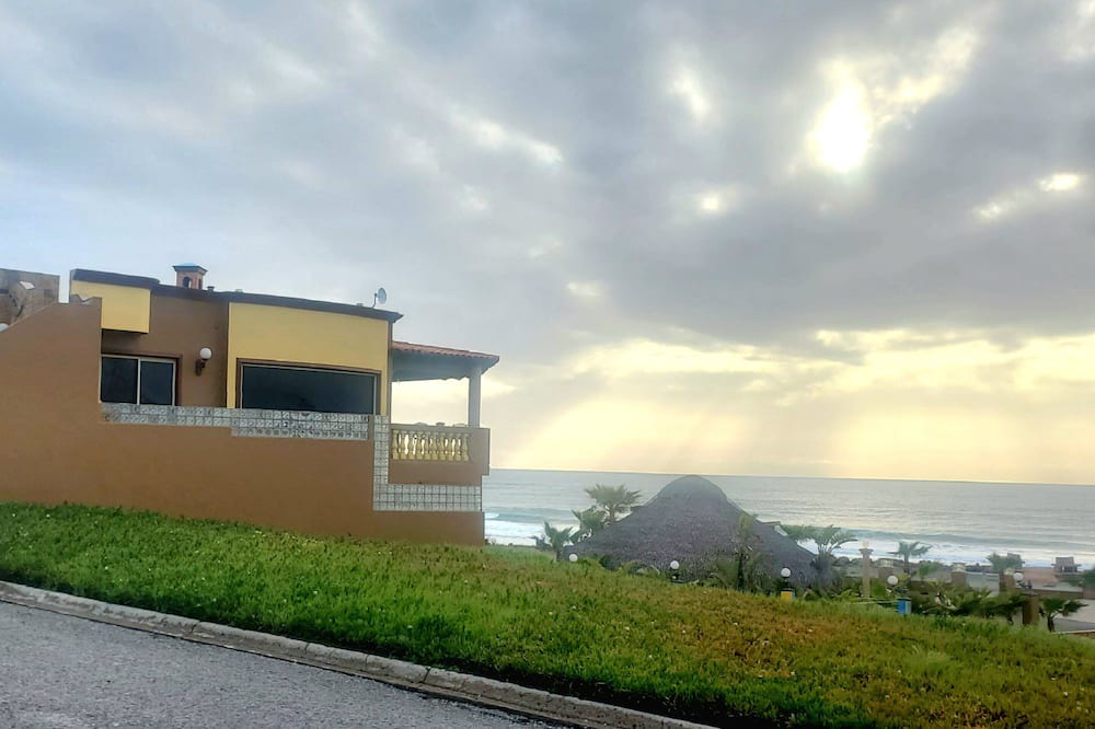 Photo of Outdoor in La Mision