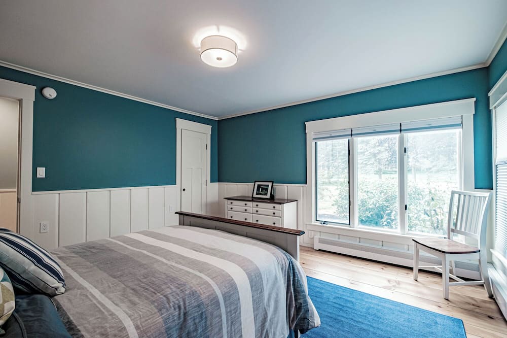 Photo of Bedroom in Yarmouth
