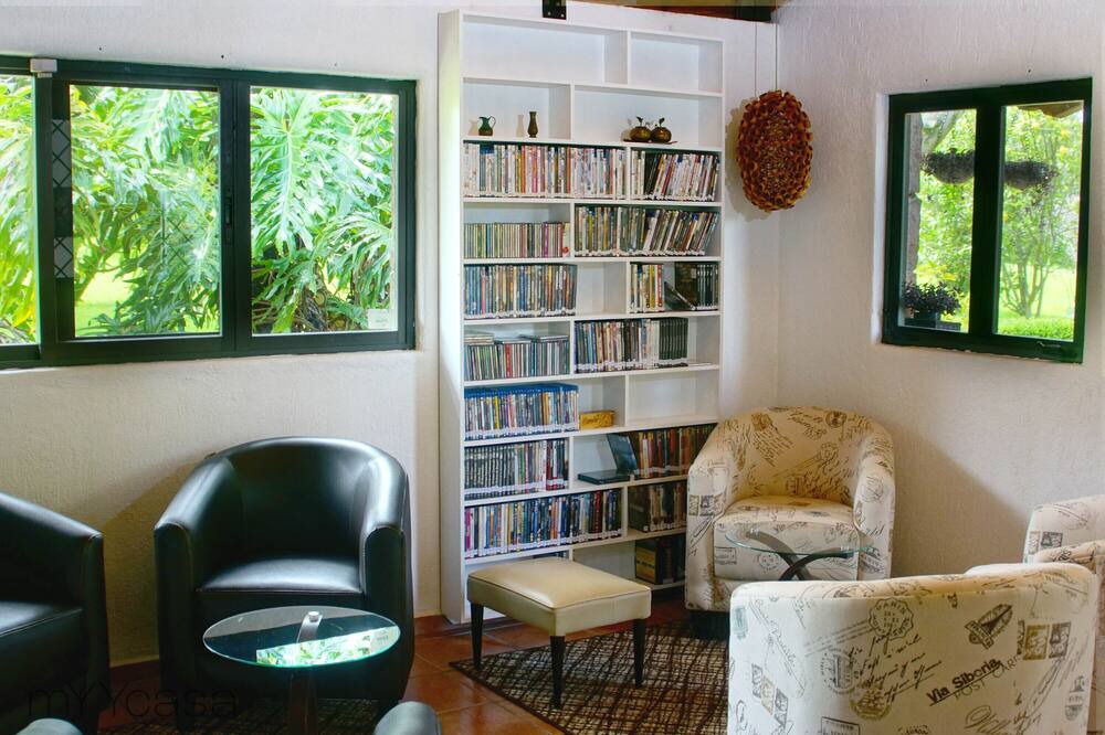Photo of Livingroom in Macheros