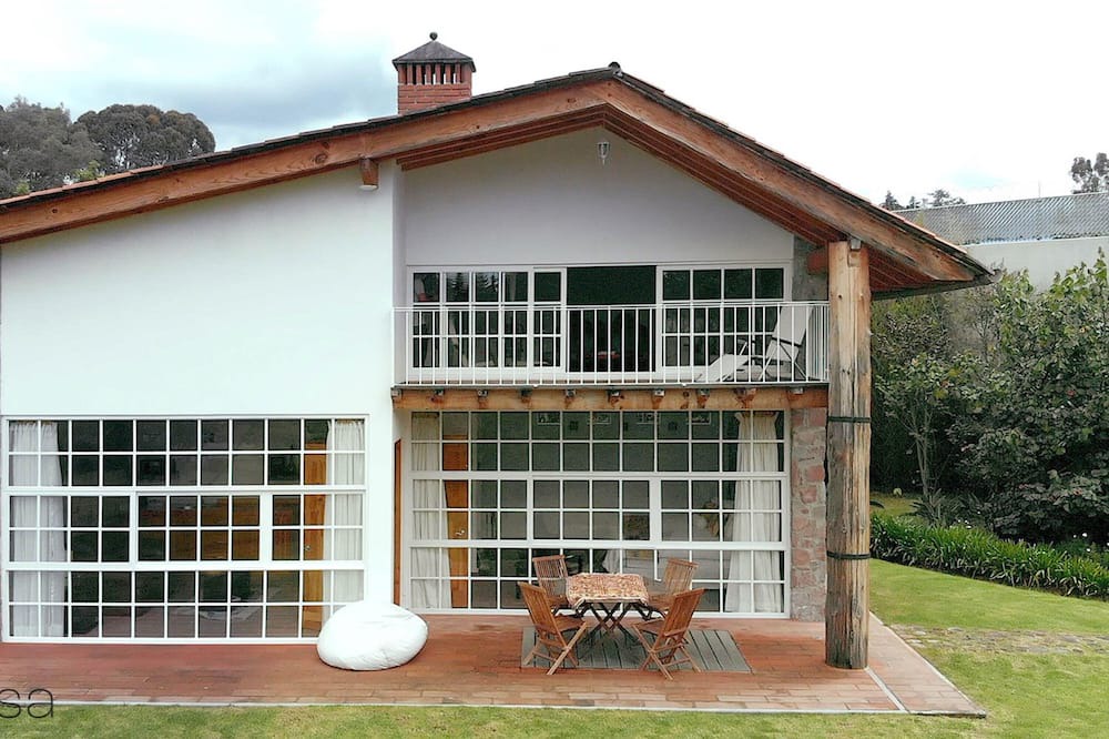 Photo of Outdoor in Macheros