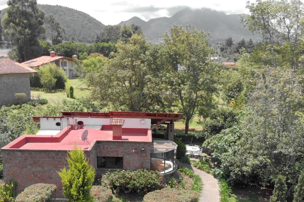 Photo of Outdoor in Macheros
