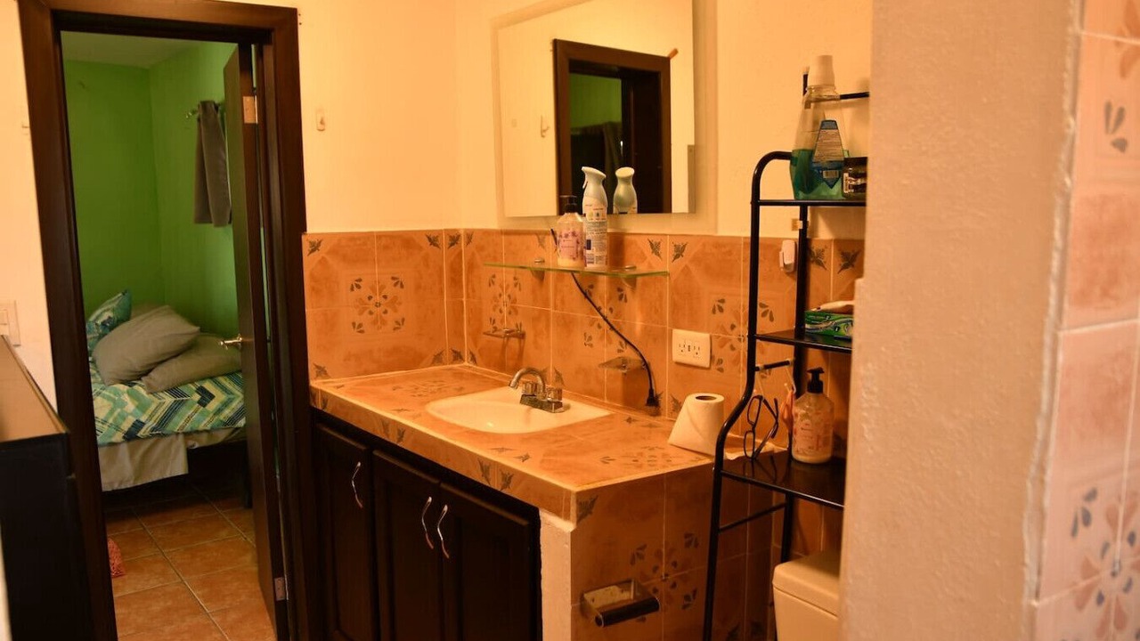 Photo of Bathroom in Alamos