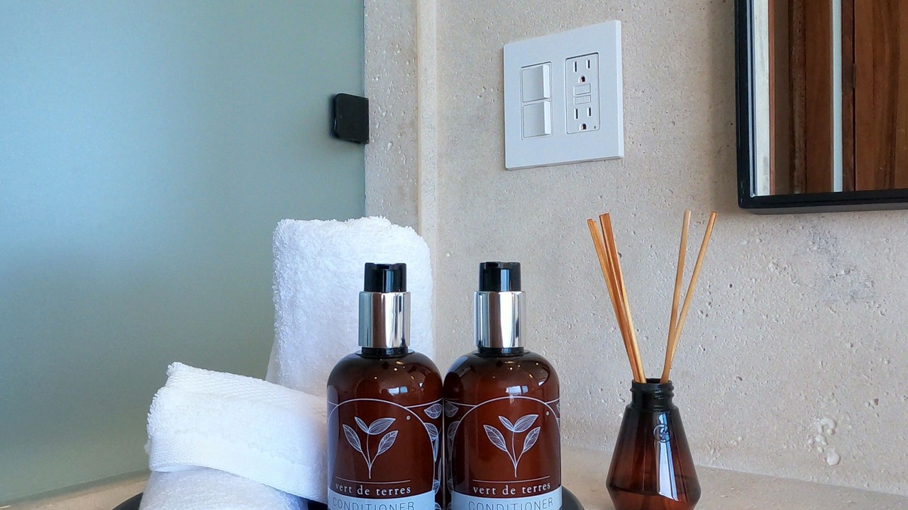 Photo of Bathroom in Romantic Zone