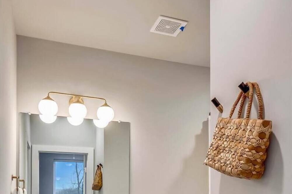 Photo of Bathroom in North Nashville