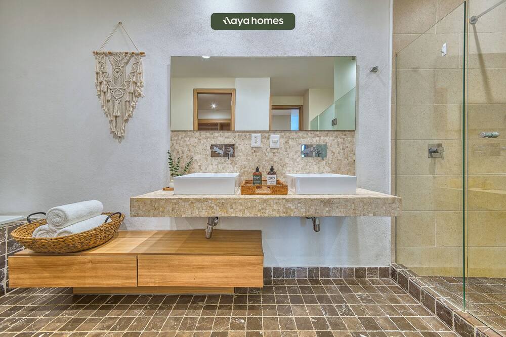 Photo of Bathroom in Litibu