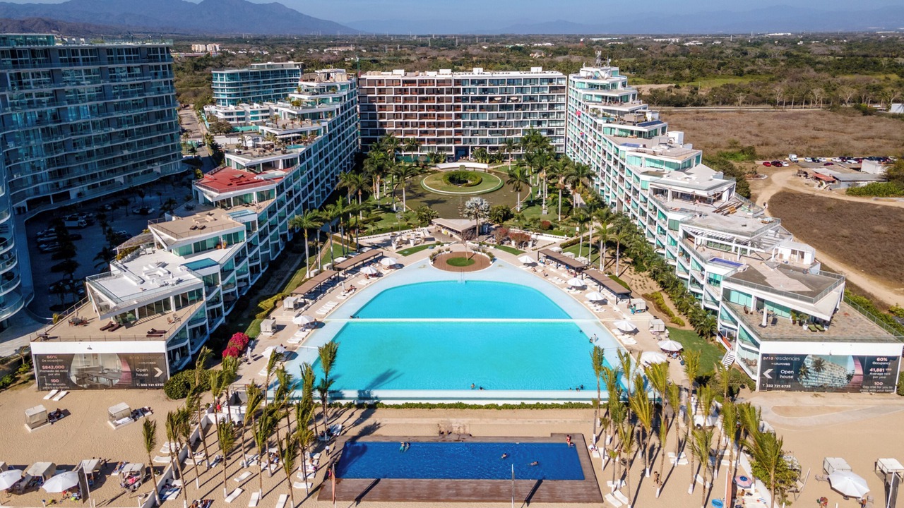 Photo of Outdoor in Flamingos