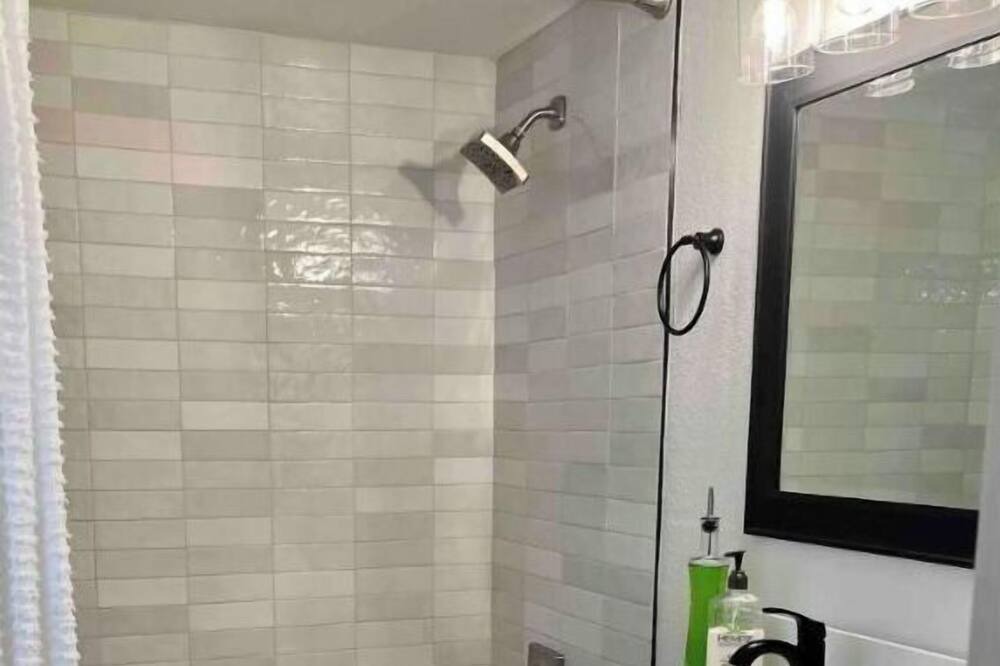 Photo of Bathroom in Camelback East