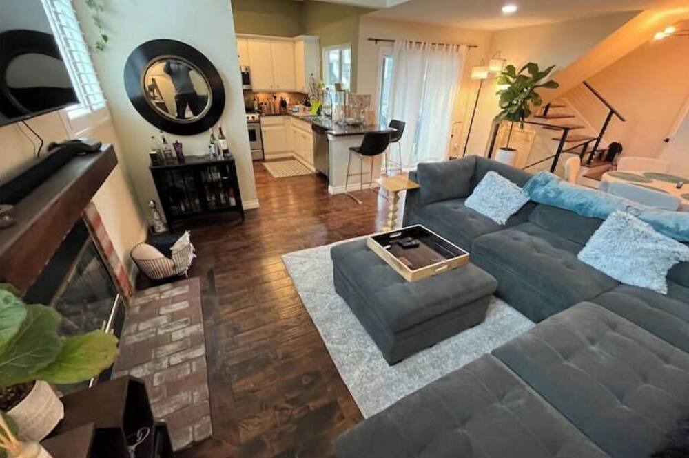 Photo of Bedroom in Downtown
