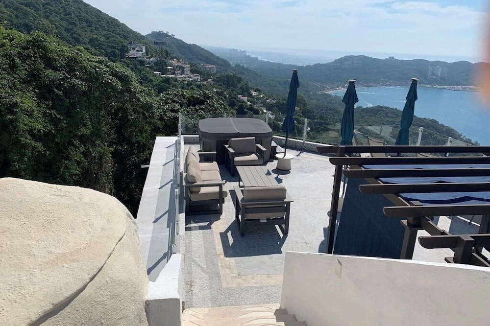 Photo of Livingroom in Brisas del Marques