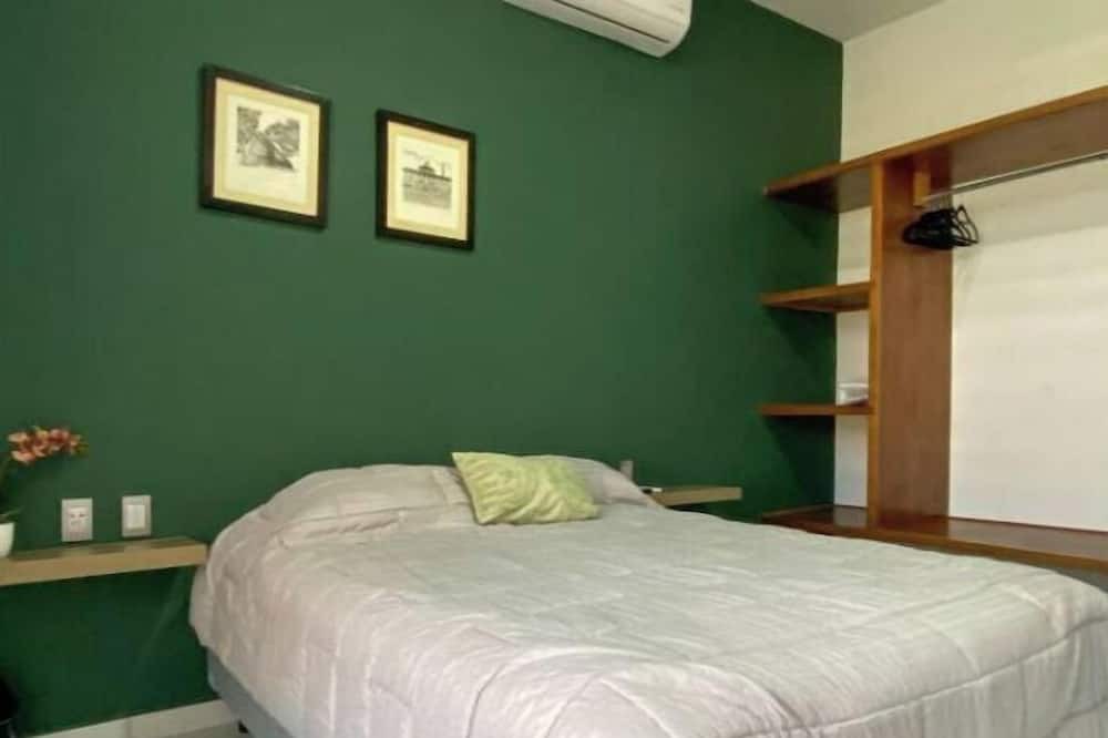 Photo of Bedroom in Mololoa