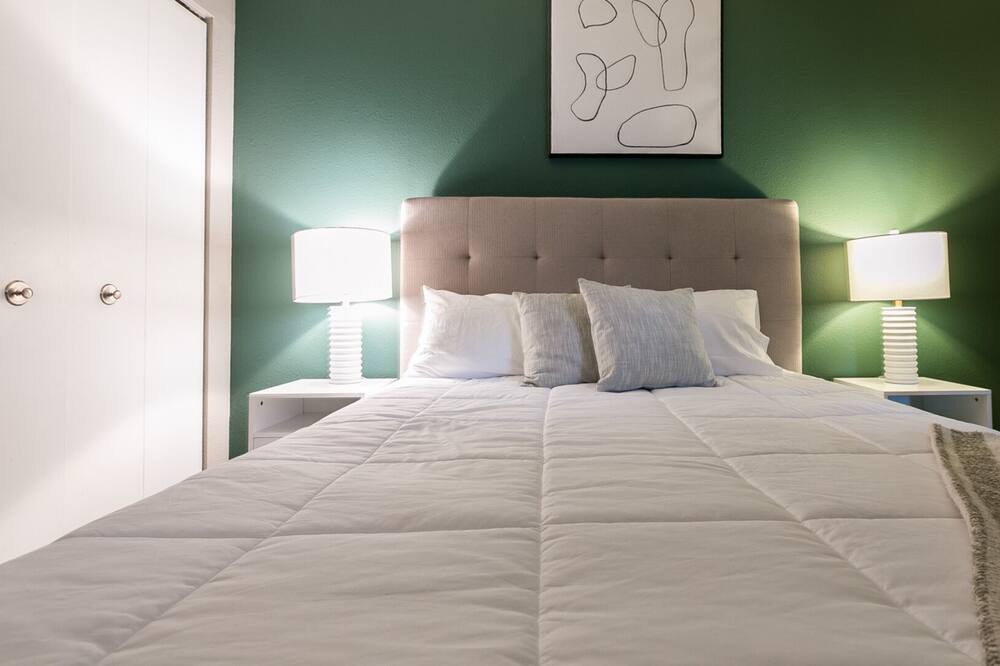 Photo of Bedroom in Blue Ash