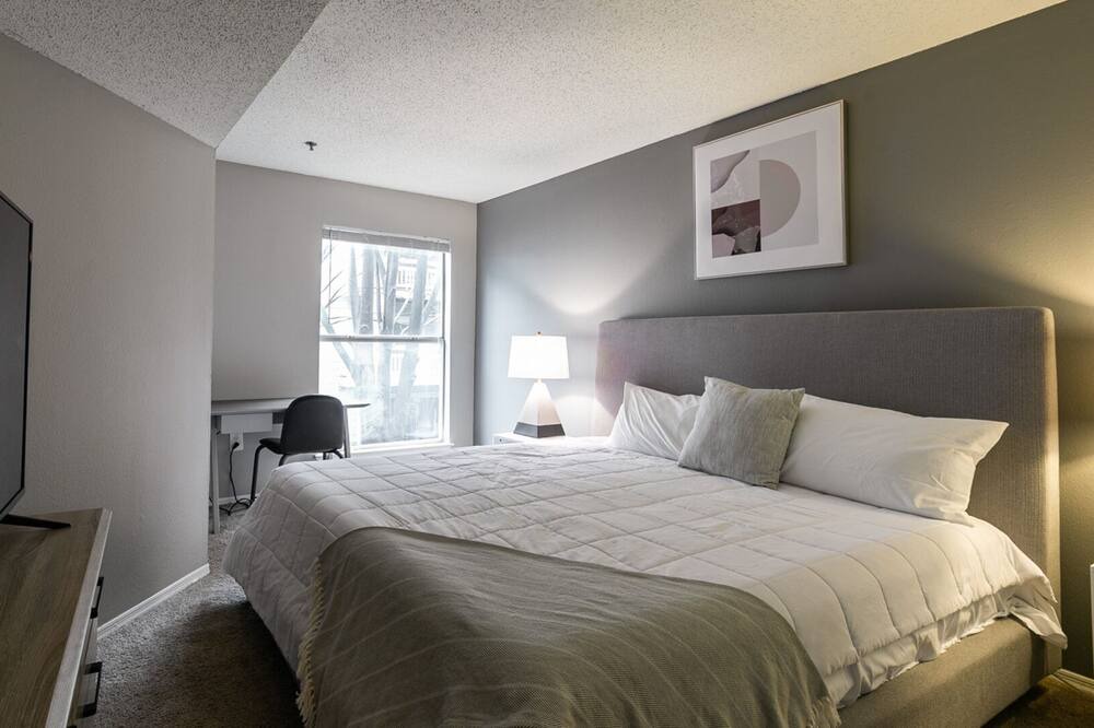 Photo of Bedroom in Blue Ash