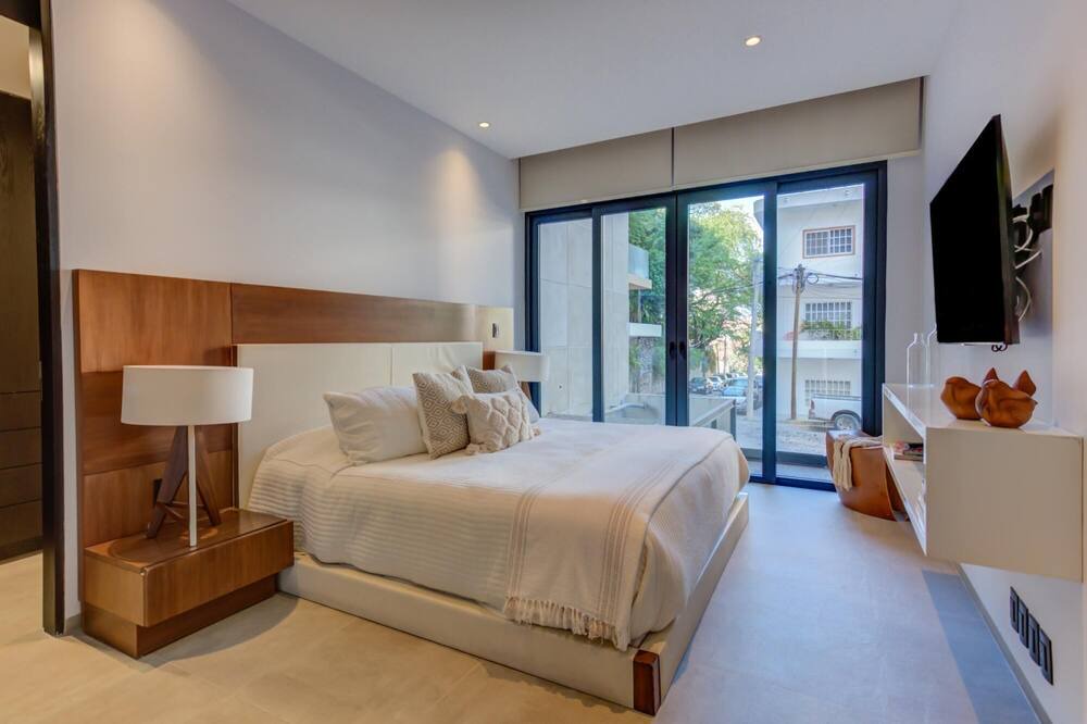 Photo of Bedroom in Romantic Zone