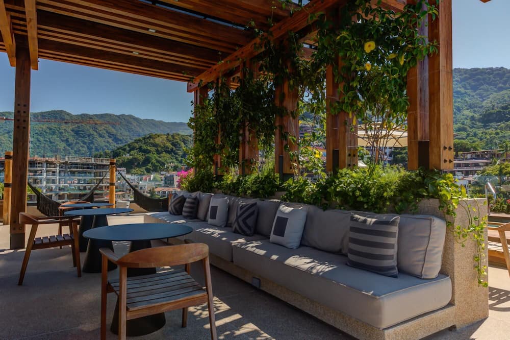 Photo of Patio Balcony in Romantic Zone