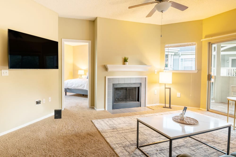 Photo of Livingroom in Blue Ash