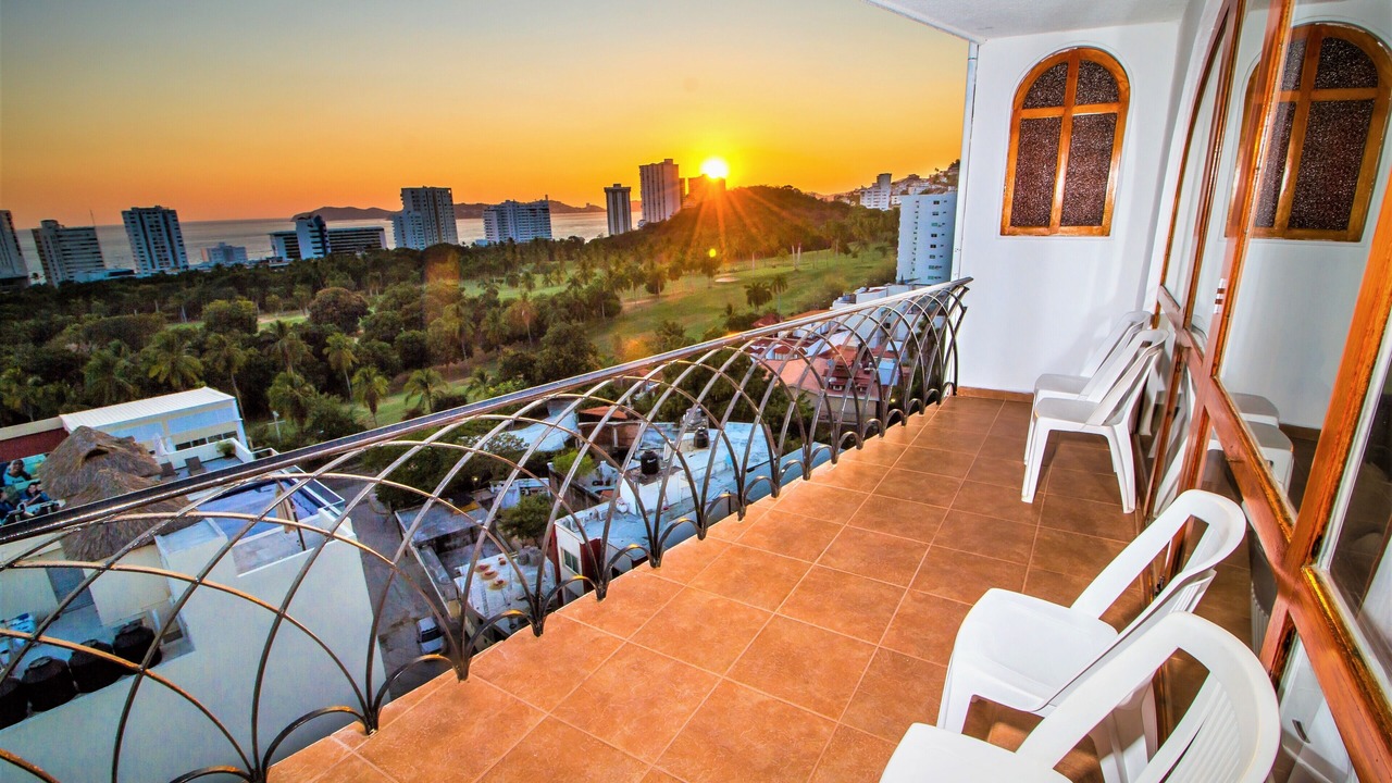Photo of Patio Balcony in Club Deportivo