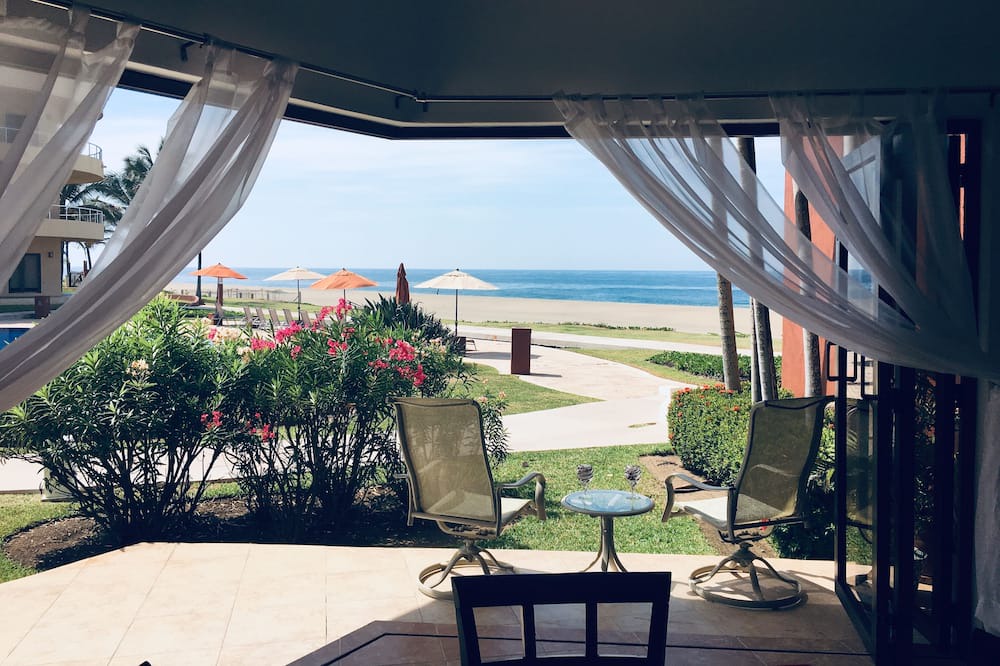 Photo of Patio Balcony in Isla Navidad