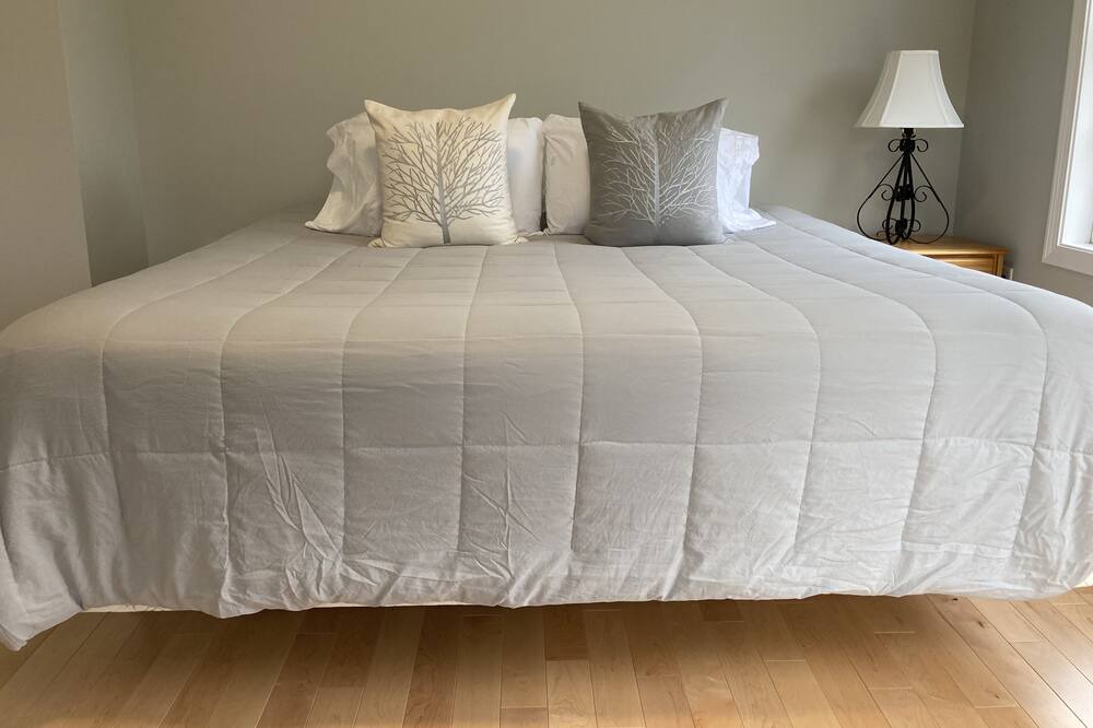 Photo of Bedroom in Falmouth