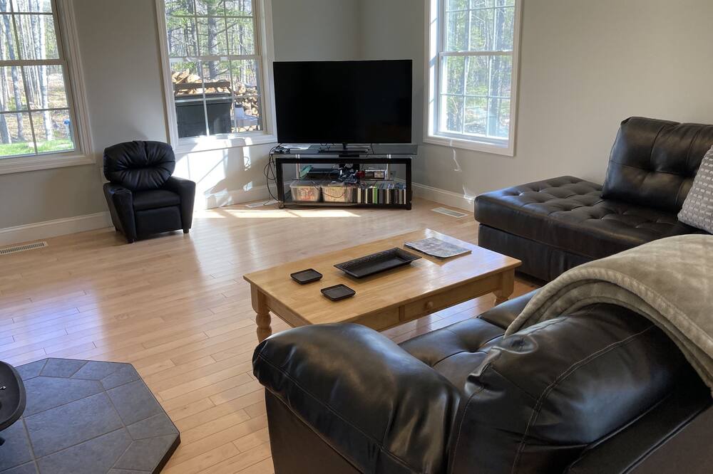 Photo of Livingroom in Falmouth