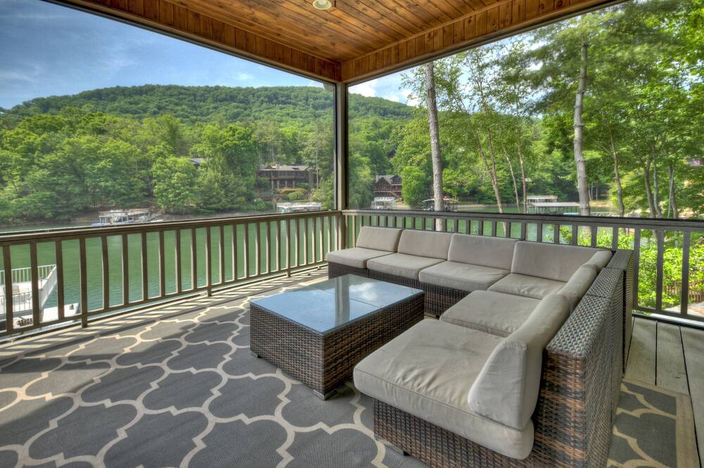 Photo of Outdoor in Necowa Cove