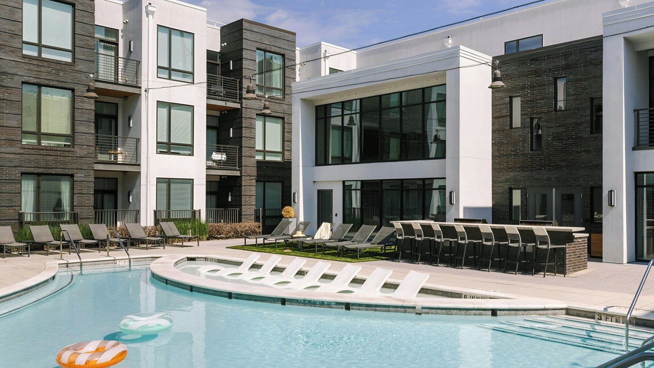 Photo of Outdoor in Hillsboro Village