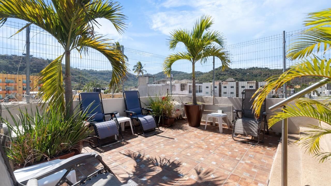 Photo of Patio Balcony in Los Ayala